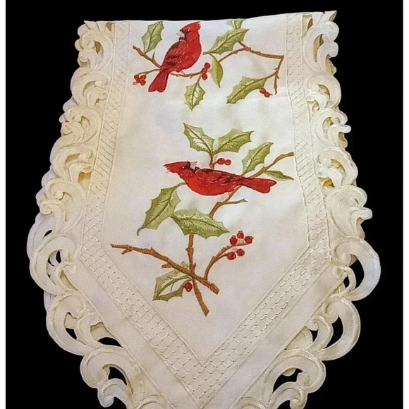 Cardinal‎ Embroidered Table Runner Cardinal & Holly Christmas 69"x13 1/4" - Picture 3 of 3